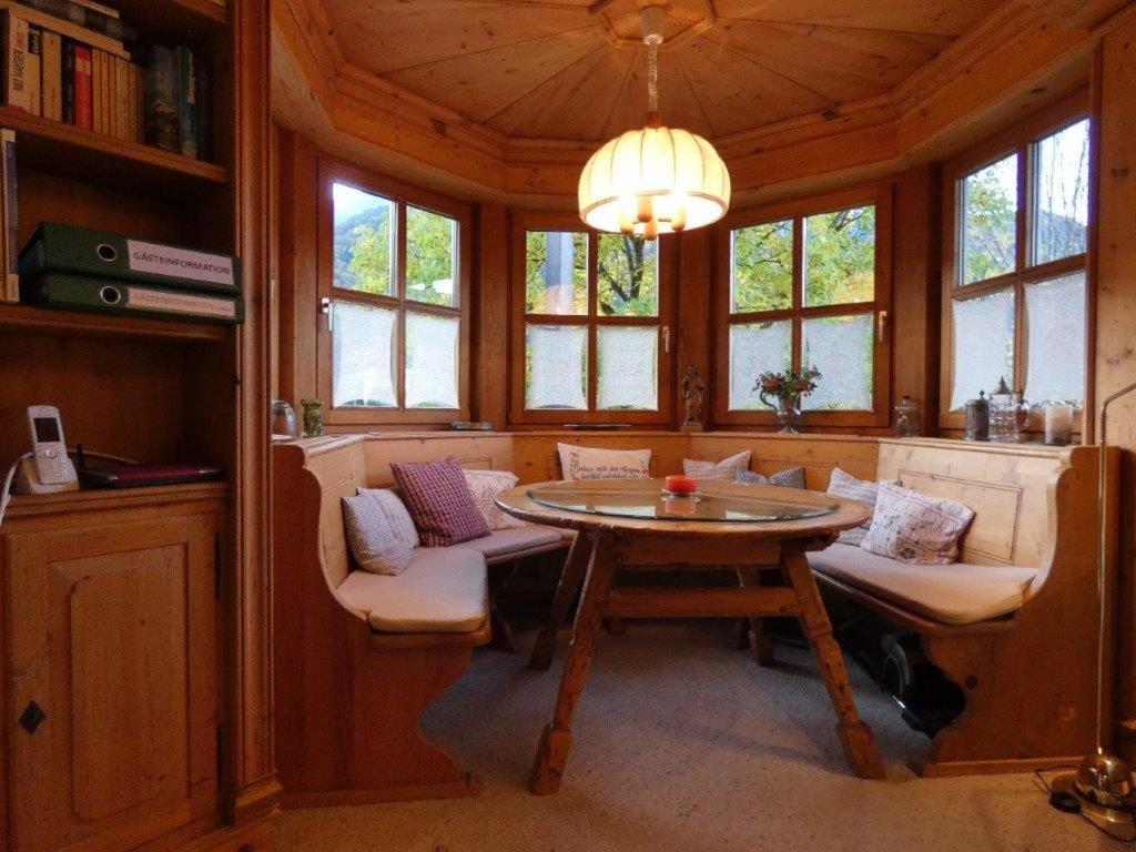 Ferienwohnung Andrea シュレヒング エクステリア 写真